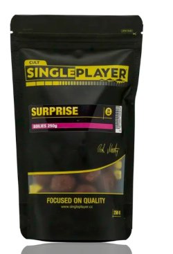SINGLEPLAYER Boilies SURPRISE 250g 24mm SINGLEPLAYER Boilies SURPRISE 250g 24mm
